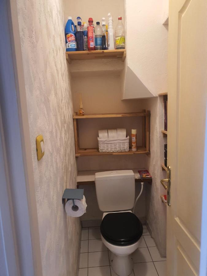 City House Appartements Entraigues-sur-la-Sorgue Exteriör bild