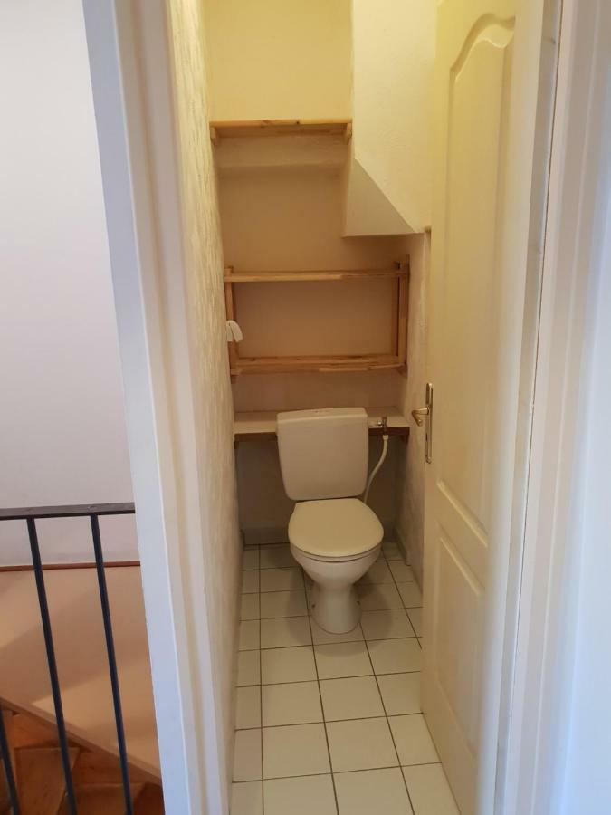 City House Appartements Entraigues-sur-la-Sorgue Exteriör bild